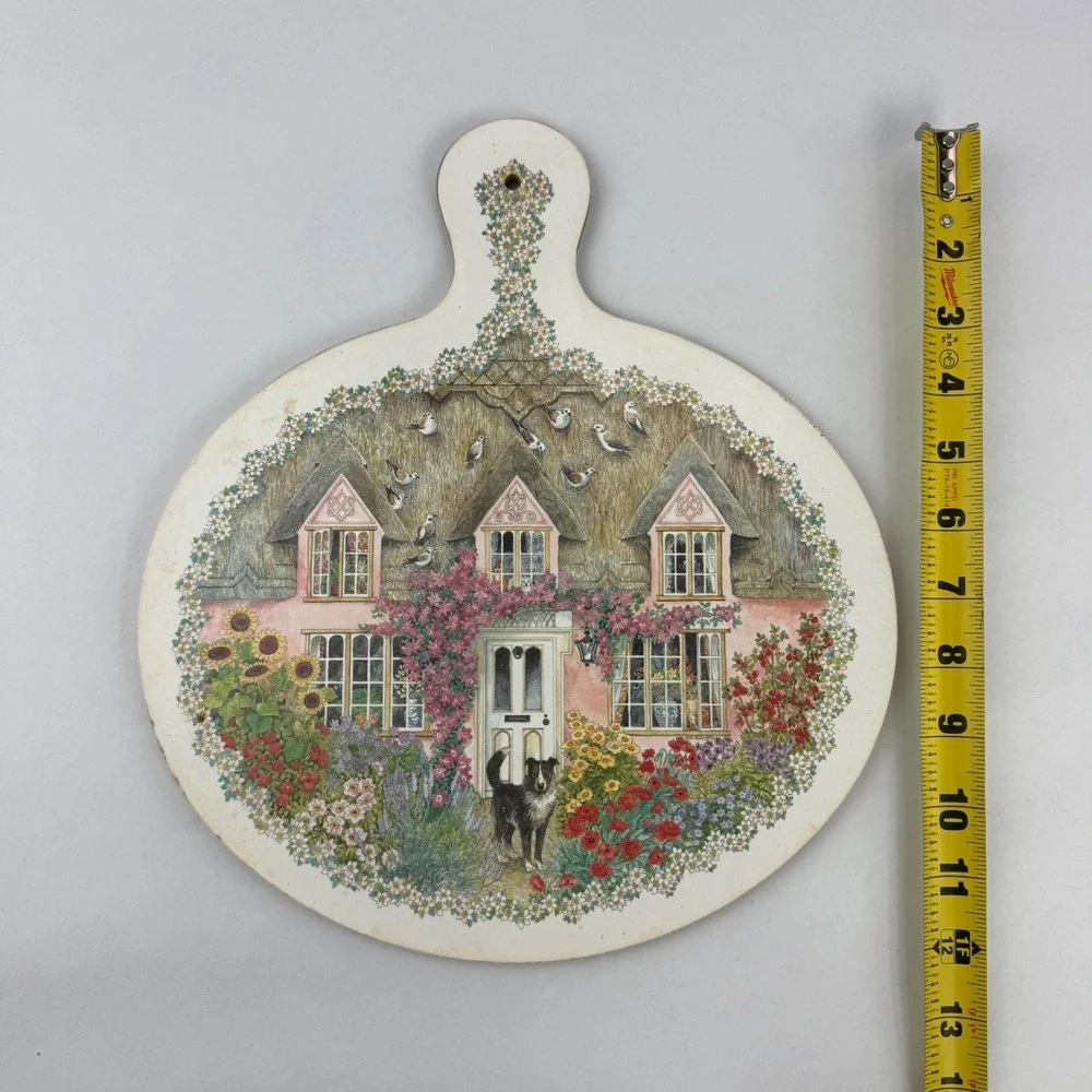 Vintage English Cottage Melamine Cutting Board Round Cheese Platter Handle 11.5